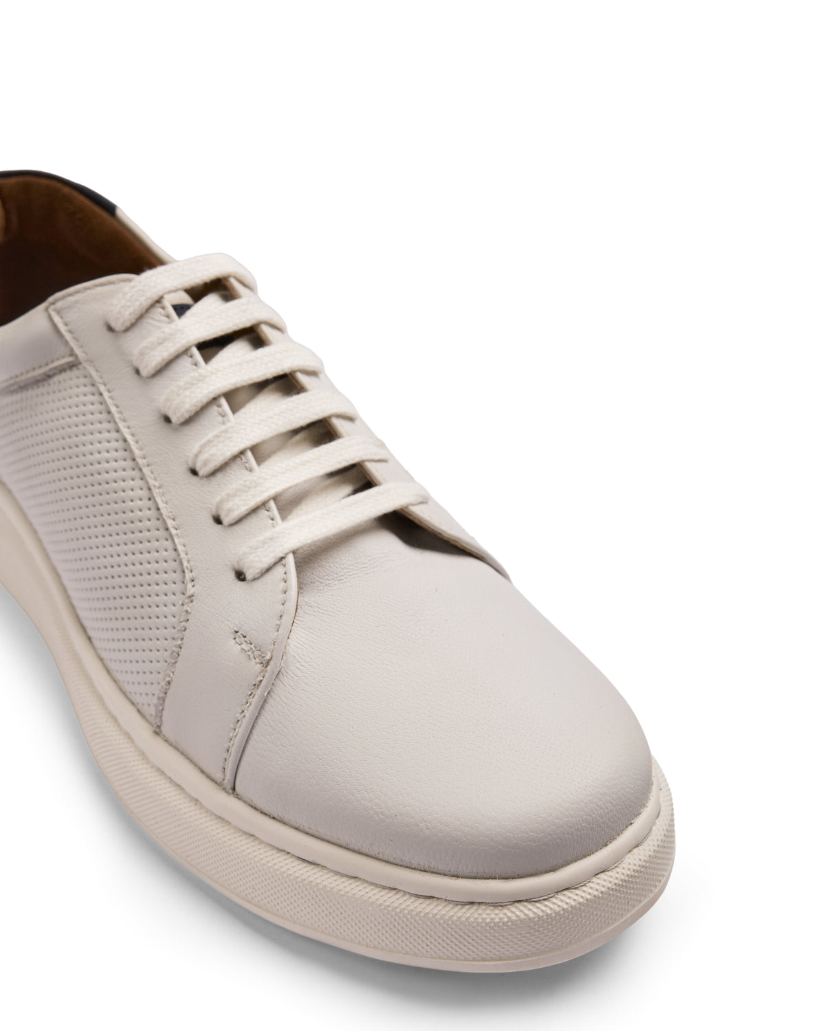 Off Duty -  Genuine Crust Leather Sneaker, White Black